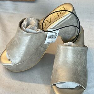 Women's Shimmering Silver Mules